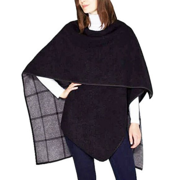 Ike Behar Reversible Women's Fashion Wrap - Picture 4 of 5